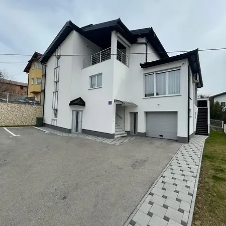 Apartment Kis