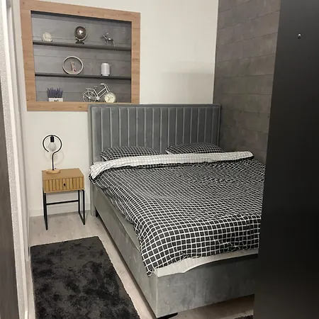 Apartament Kis