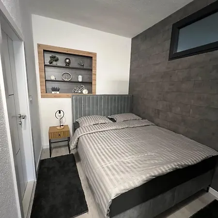 Apartament Kis